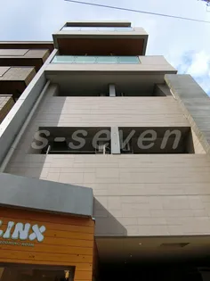 東京都新宿区余丁町【マンション】の外観