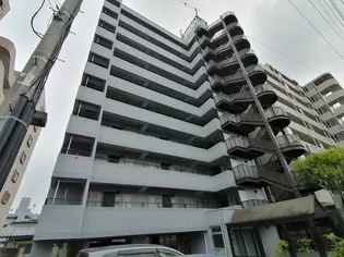 リビングステージ南仙台【3階】の外観