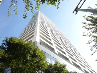 東京都新宿区西新宿6【マンション】の外観