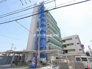 サンハイツ山之内【7階】の外観