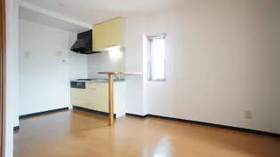 シャトー・グラシューズ【2階】の居間