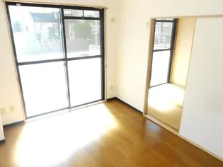 ハイパレス【2階】の玄関