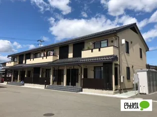 山形県東根市神町中央1【アパート】の外観