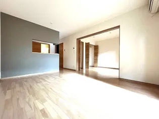 クレールコート【1階】の居間