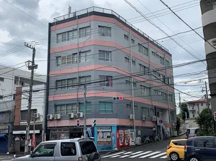 藤ビルの外観