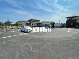 エステートピア服部I【1階】の地図