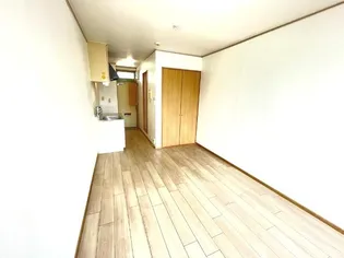 エステートピア服部I【1階】の内装