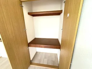 エステートピア服部I【1階】の内装