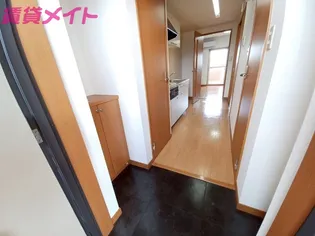 RISE【2階】の玄関