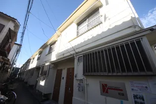 ワイズアパートメント和泉II【1階】の外観