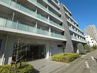 東京都品川区上大崎4【マンション】の外観
