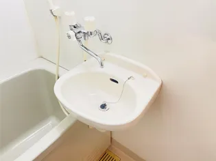 モダンフレンチTOYOTAMA【1階】の内装