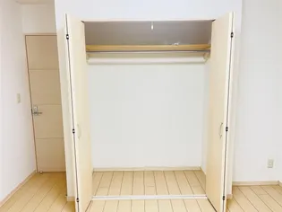 モダンフレンチTOYOTAMA【1階】の内装