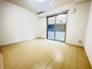 モダンフレンチTOYOTAMA【1階】の居間