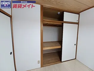 ガーデンヒルズ2号館【1階】の内装