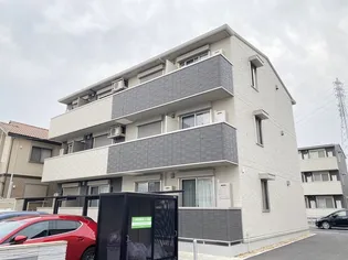 ディーシャンブル西富田 B【3階】の外観