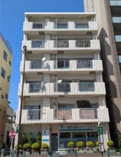 サントピヤマンション【1階】の外観