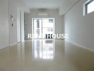 東京都渋谷区初台1【マンション】の外観