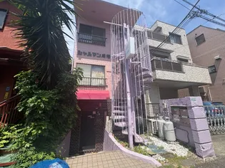 シャルマン成増【3階】の外観