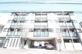 徳島県徳島市中常三島町2【マンション】の外観