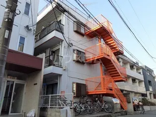 ヴィラ登戸新町の外観