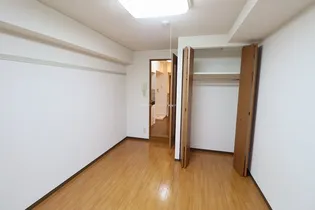 ウォーターフロント礎町【4階】の内装