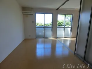 i・パラッツオ【3階】の居間