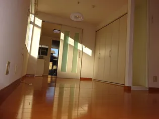 Kハイツ【1階】の居間