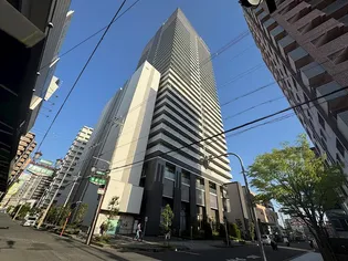 ロイヤルメドゥー香里園タワー【14階】の外観