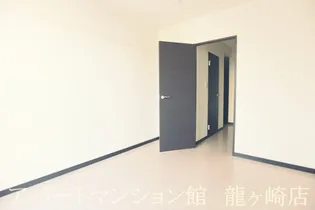 レオネクストエスポワール愛戸【1階】の内装