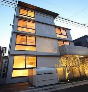 LEGALAND三軒茶屋【2階】の外観