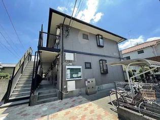 プレアディス2000【2階】の外観