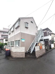 プリティハウス【2階】の外観