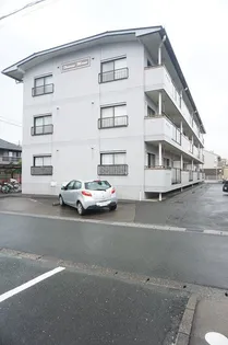 ヘブンズ・ミラー【2階】の外観