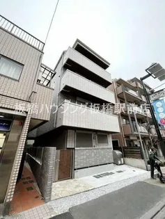 Ulusonare(ウルソナーレ)【1階】の外観