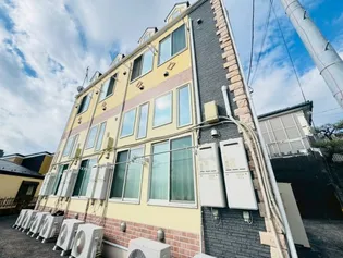 ユナイト衣笠バーナードショー【2階】の外観