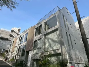 D‘sVARIE高田馬場レジデンス(ディーズバリエ高田馬場レジデンス)【2階】の外観