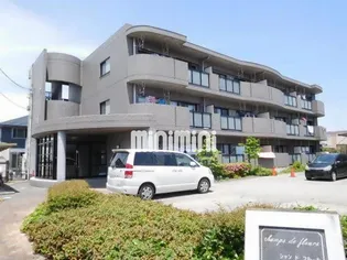 シャンドフルール【3階】の外観