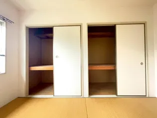 フレグランスAKI【2階】の内装