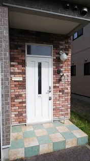 ディズニーカスタム B棟【1階】の外観