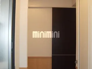 ベルジュ湘南【3階】の玄関