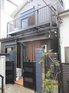 東京都文京区千駄木5【一戸建】の外観