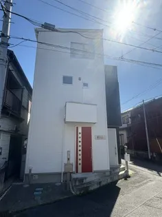 ラグゼスイート川口新井宿の外観