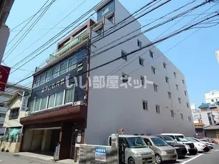 籠町ビル【4階】の外観