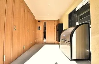 東京都江戸川区松島3【マンション】の外観