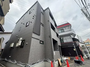 神奈川県横浜市鶴見区駒岡4【アパート】の外観
