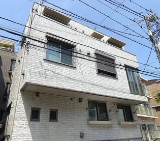 東京都港区南青山4【マンション】の外観