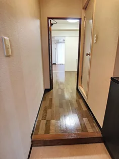 ダイアパレス小松【3階】の玄関