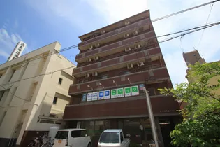 ラ・プルミエール【5階】の外観