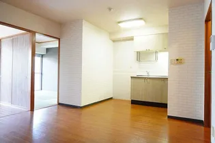 コモビアレ【1階】の居間